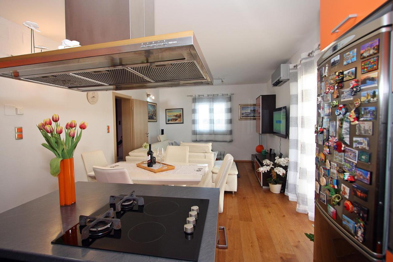 סופטאר Apartment Petra מראה חיצוני תמונה